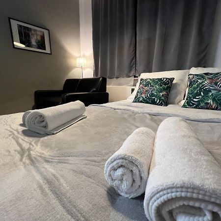 Ferienwohnung Przy Alejach Krakau Exterior foto