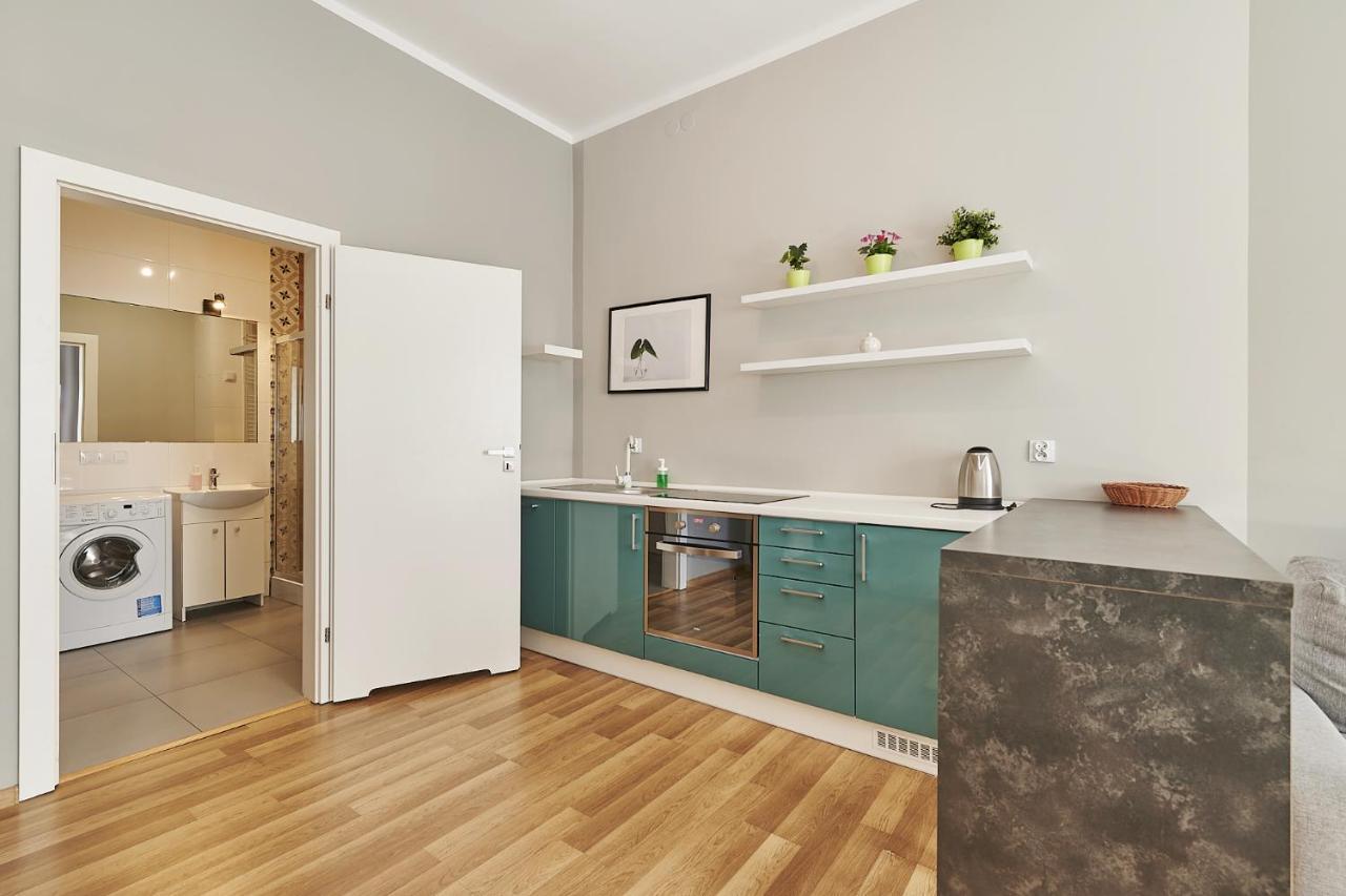 Ferienwohnung Przy Alejach Krakau Exterior foto