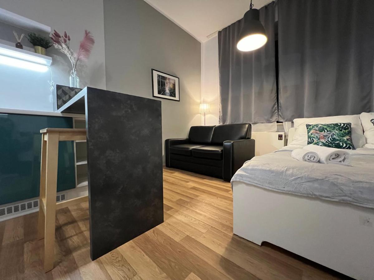 Ferienwohnung Przy Alejach Krakau Exterior foto